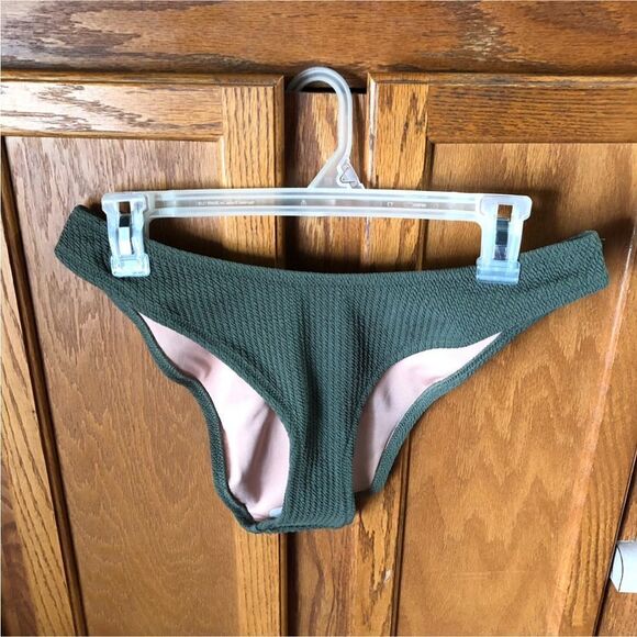 NWT J Crew Textured Curved Waist Cheeky Bikini Bottom Safari Green Size M - Picture 3 of 8